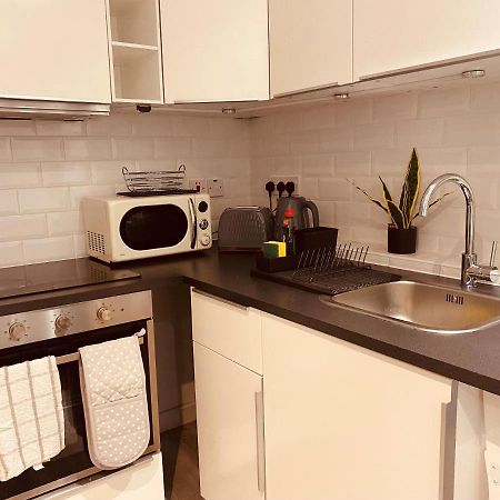 Modern 1 Bed Flat In The Heart Of Hackney Apartment London Ngoại thất bức ảnh